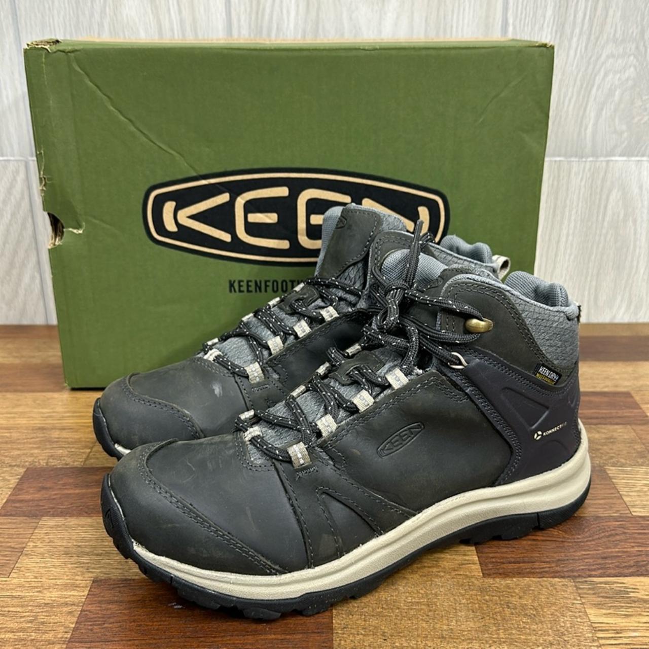 Keen womens best sale black boots