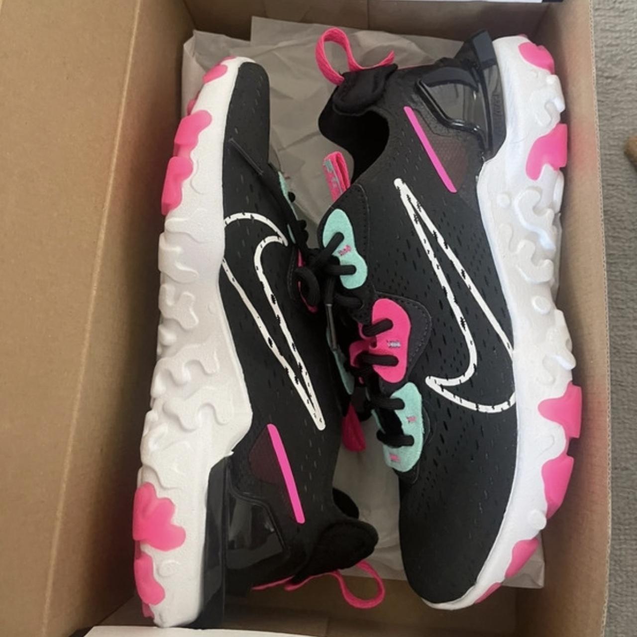 Nike DMSX React Vision Womens trainers size 5.5... - Depop