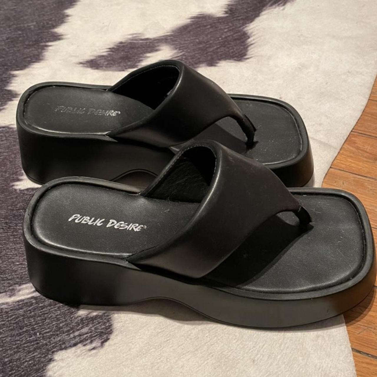 ferris chunky flip flop