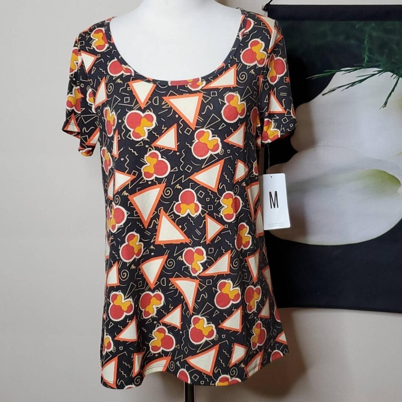 Lularoe Classic Tee. New with tags. Size XS. X print - Depop