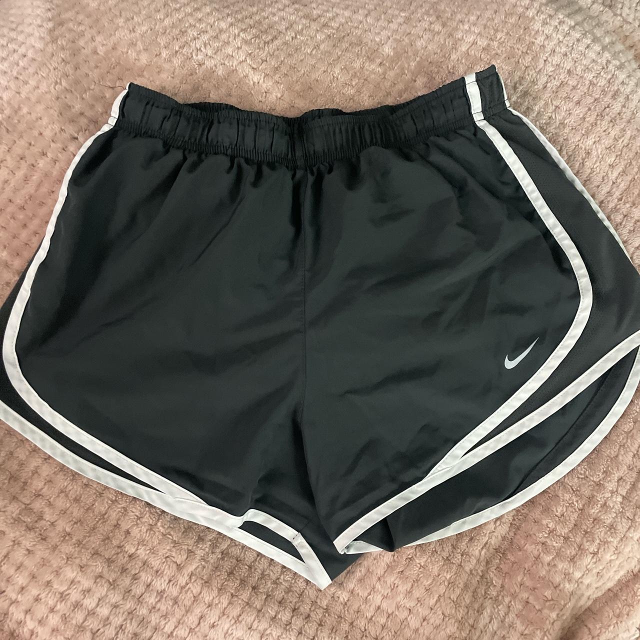 dark gray nike shorts