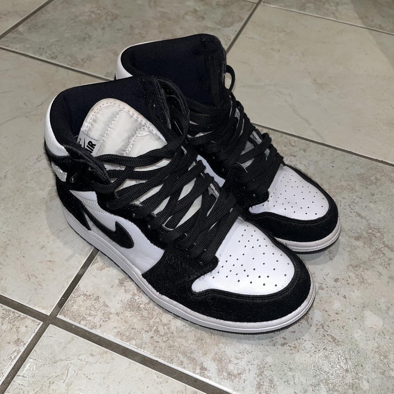 aj1 panda twist