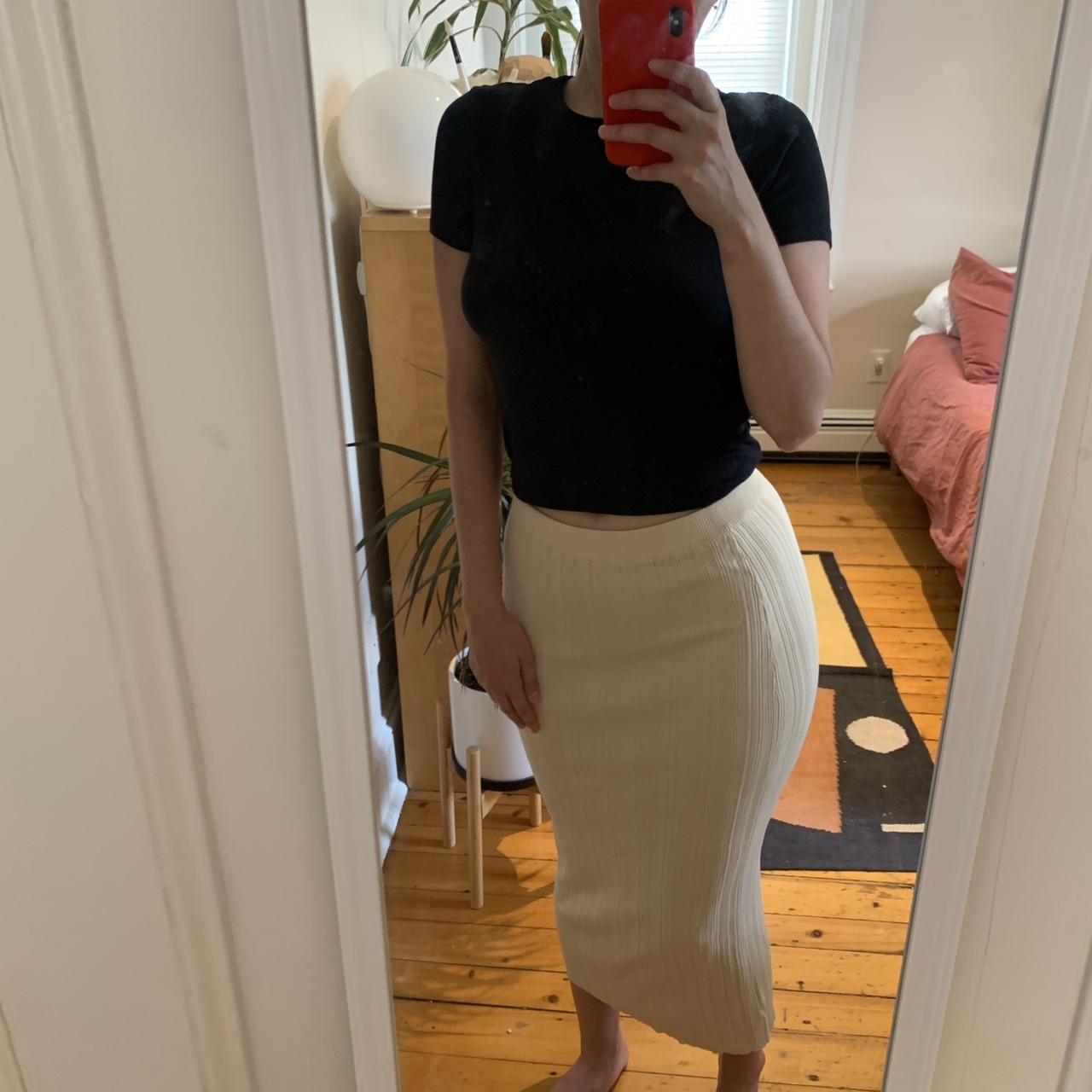 Zara knit cream maxi skirt. It’s actually new but i... - Depop