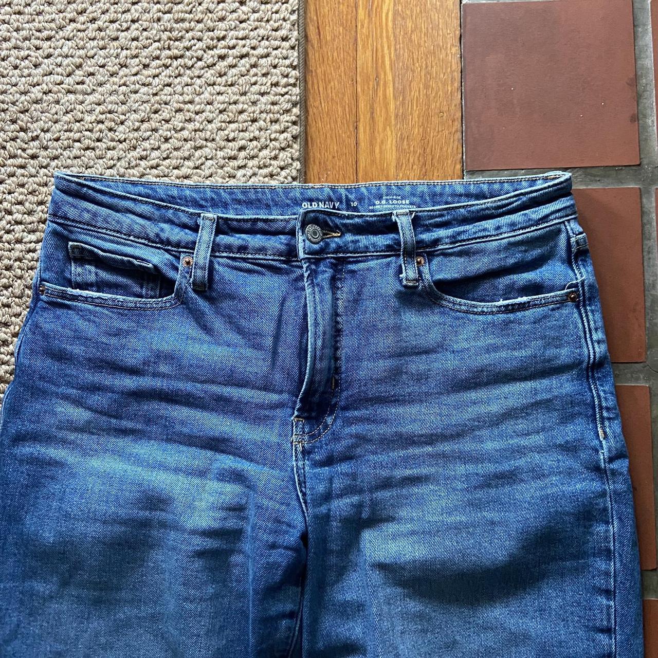 Old Navy Women's Blue and Navy Jeans | Depop