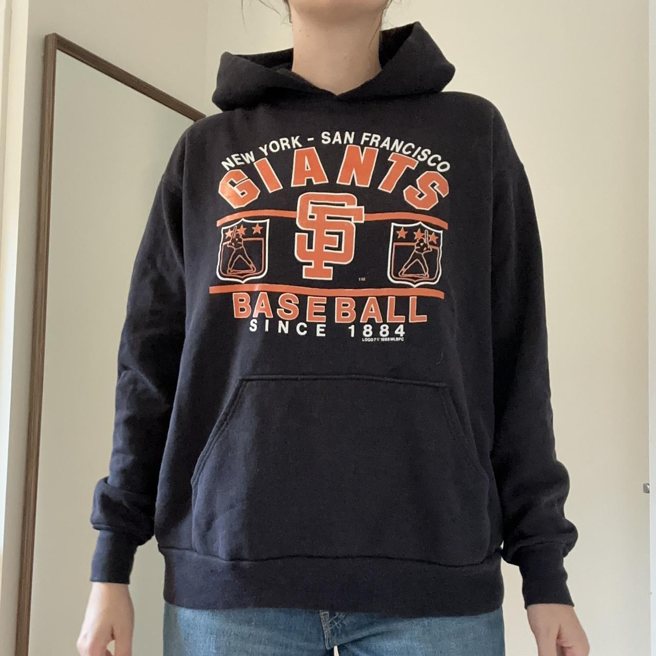 San Francisco Giants Hoodie It's a youth large so - Depop