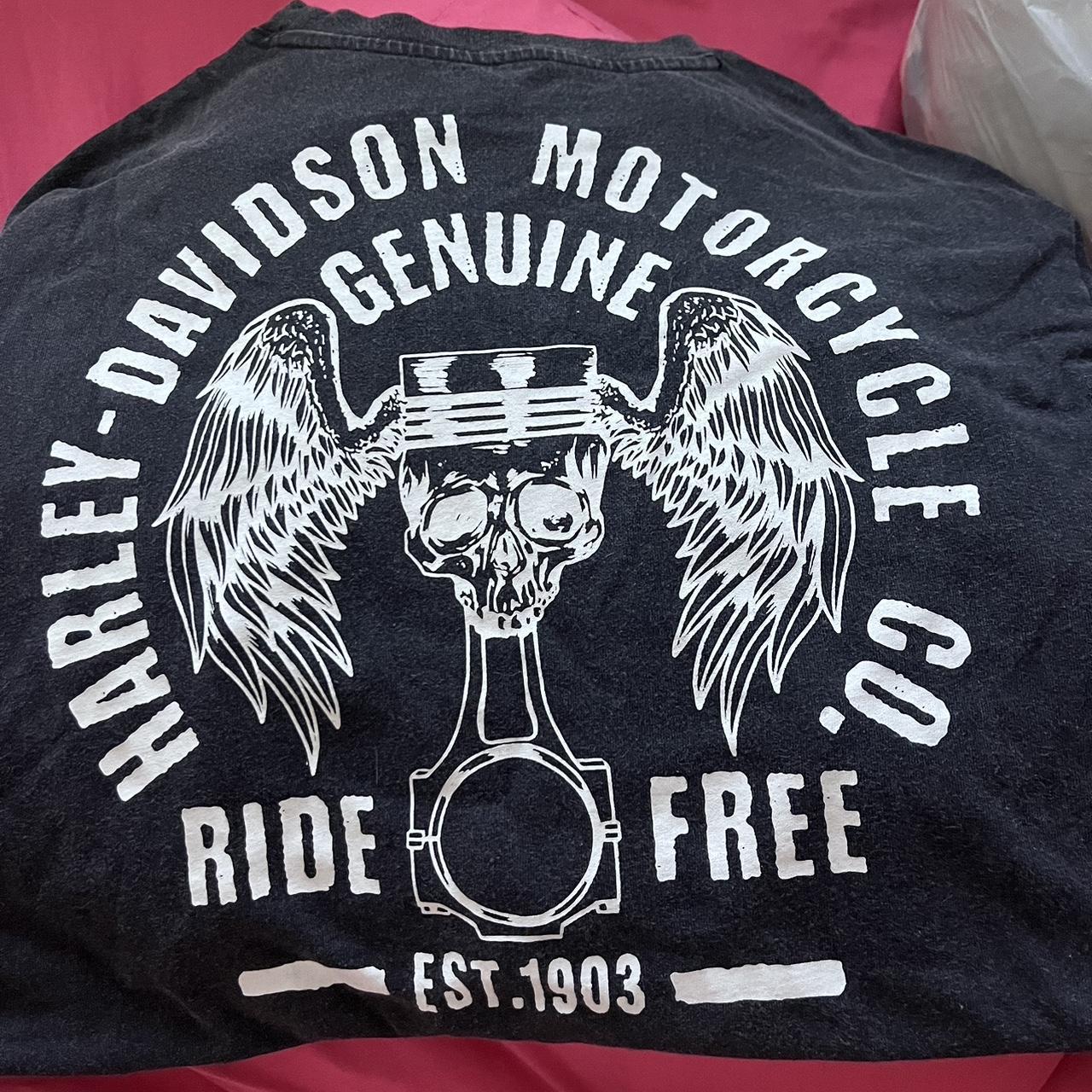 Black Harley Davidson t-shirt, barely worn. Great... - Depop