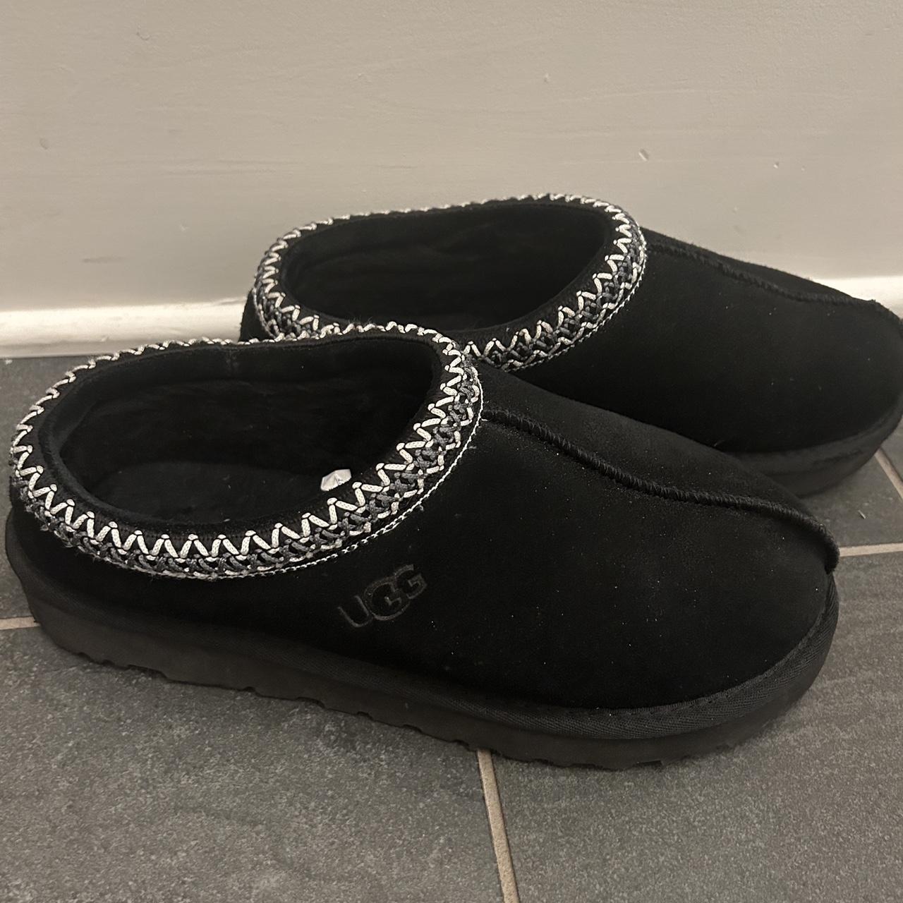 tasman black uggs