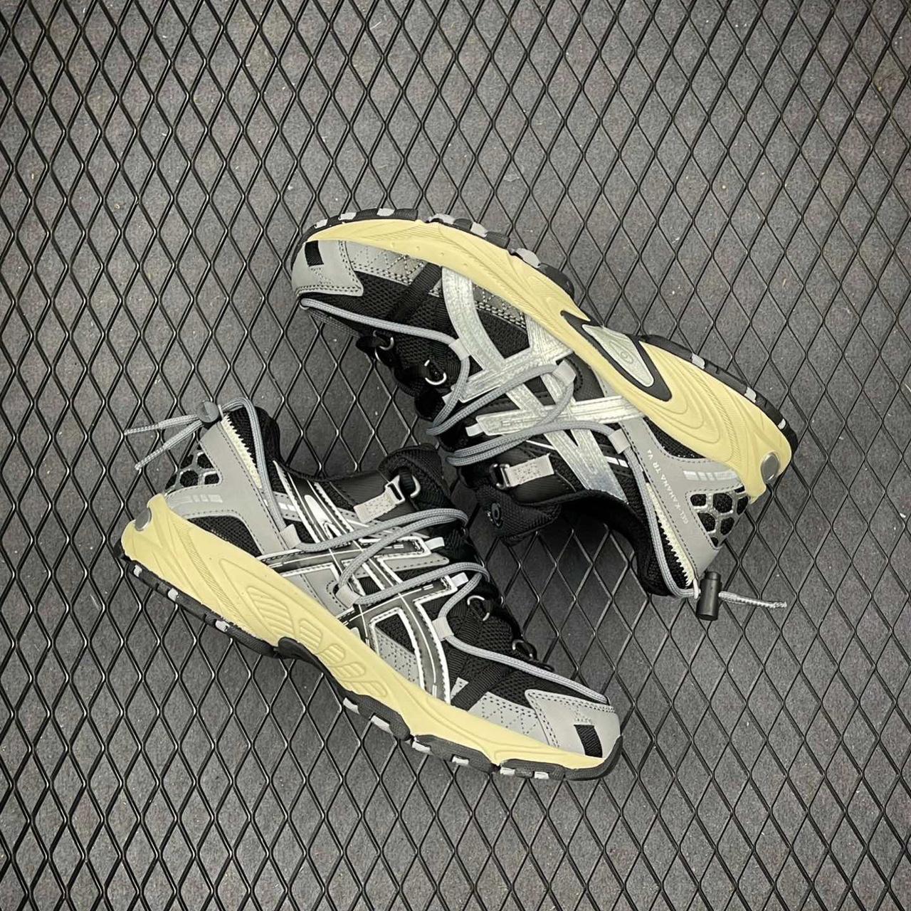 Asics Kahana TR V2 1203A259-001 Unisex... - Depop