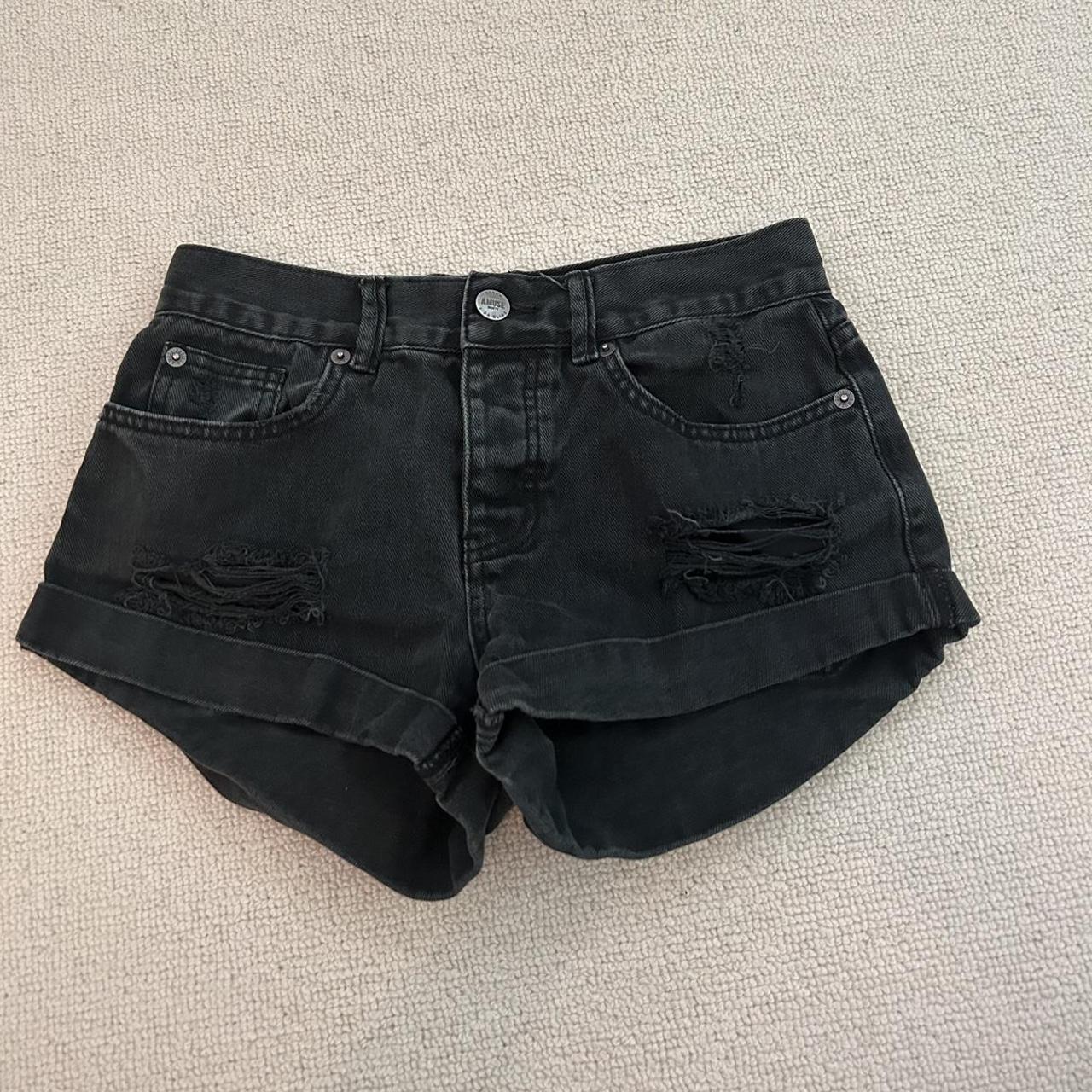 amuse society lowrise jean shorts (from revolve)... - Depop