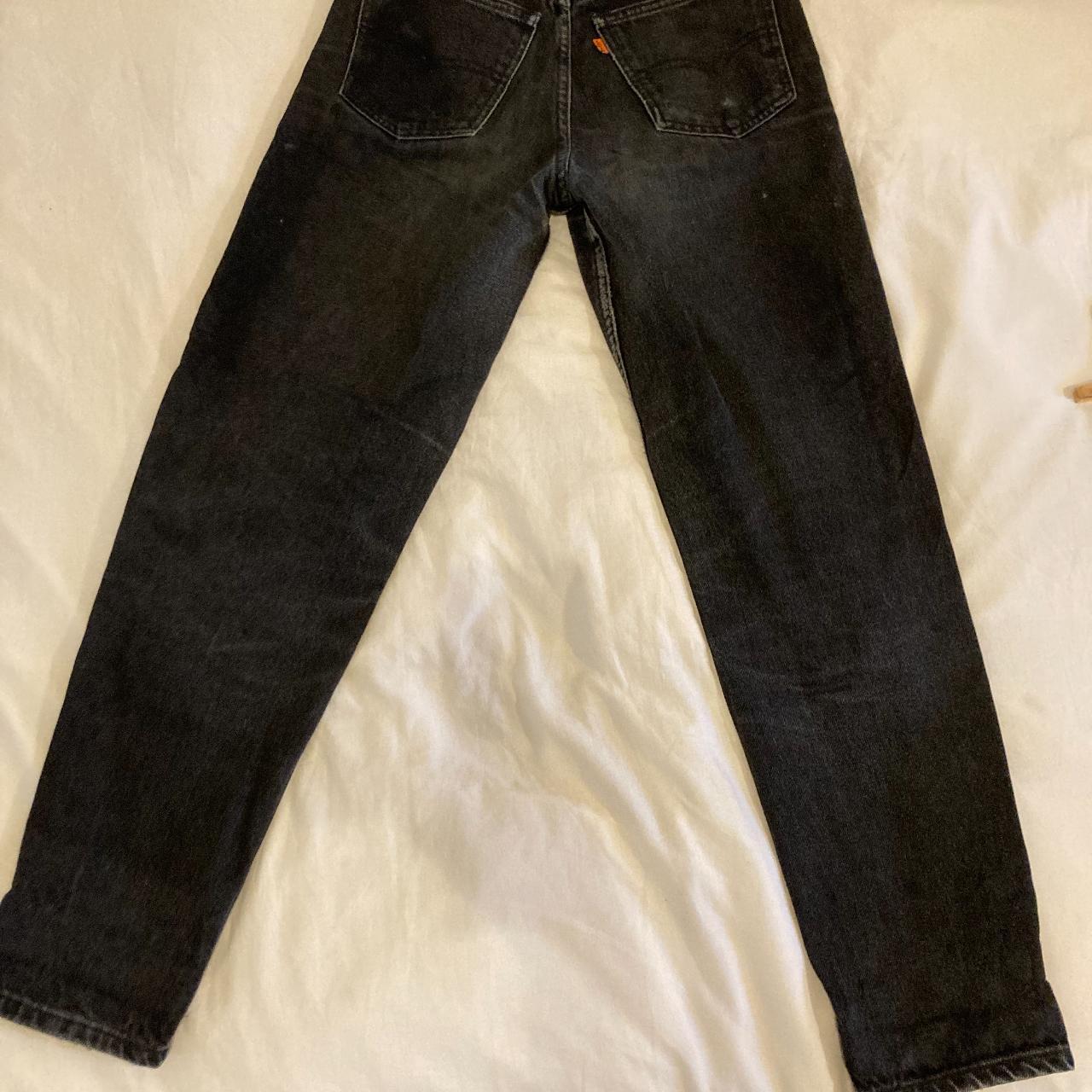 Levis sales 550 student