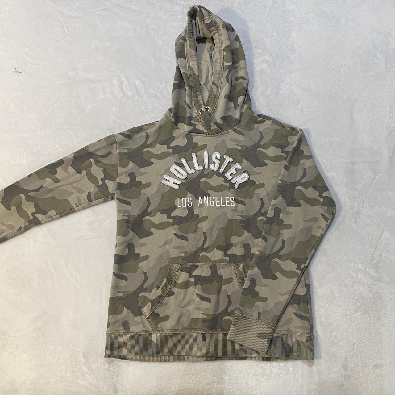 Hollister grey deals camo hoodie