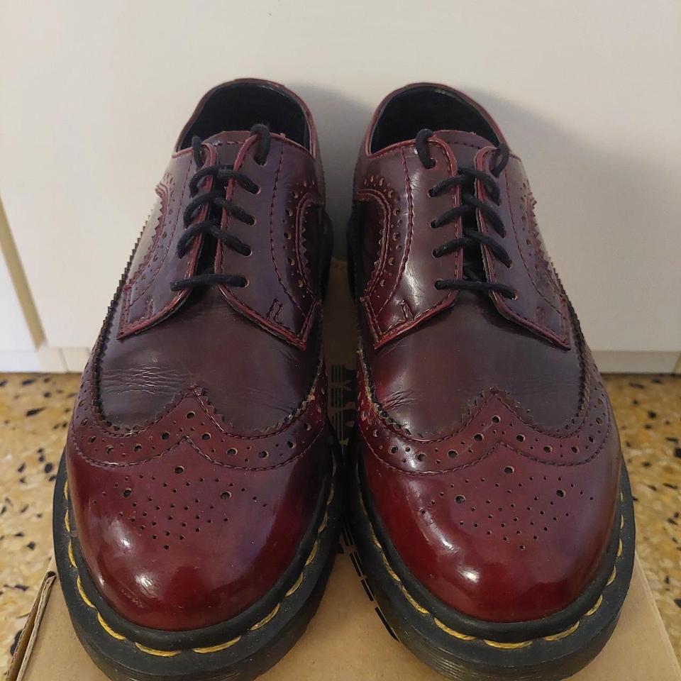 Dr martens 3989 hot sale brogues in cherry red