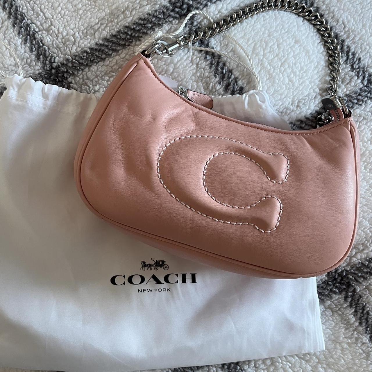 Small pink outlet coach purse