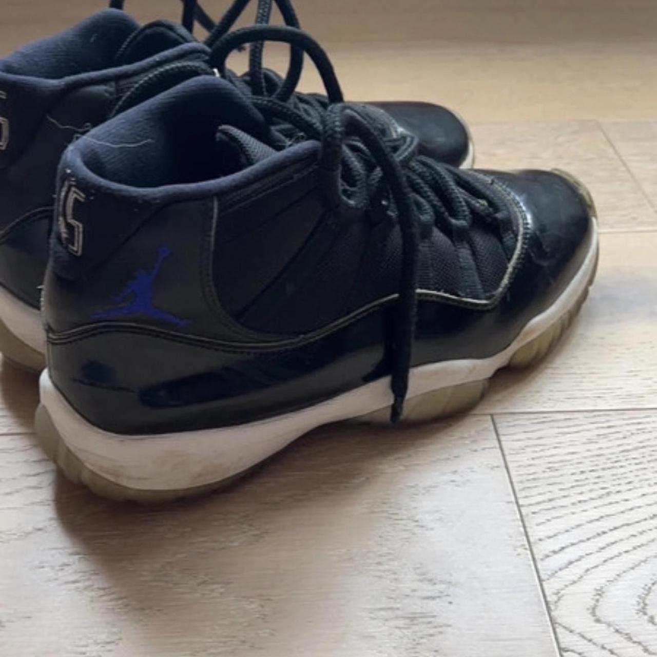 footlocker jordan 11 space jam
