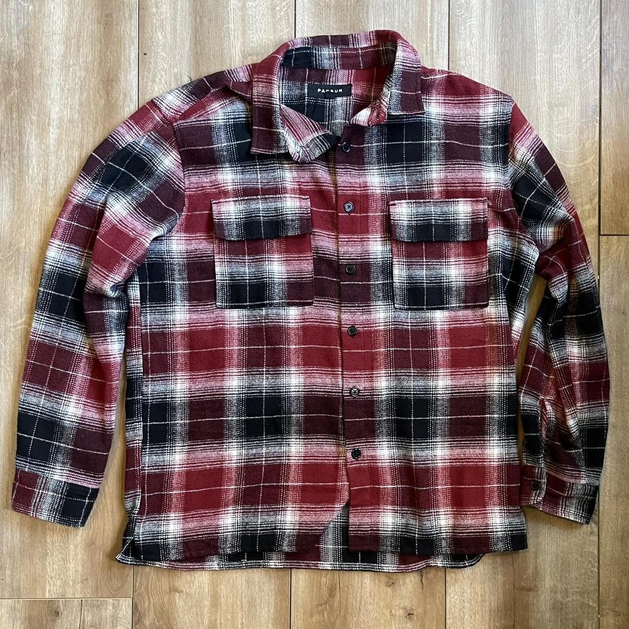 Large red flannel - Depop