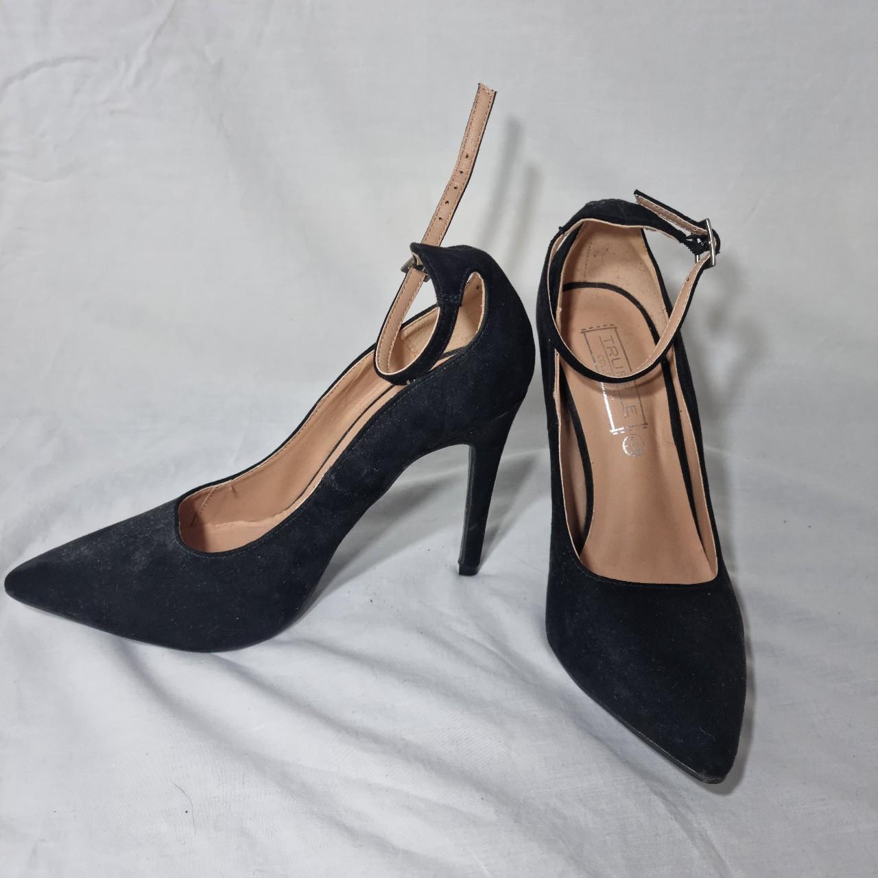 Black pointed toe heel brand new size 5 - Depop