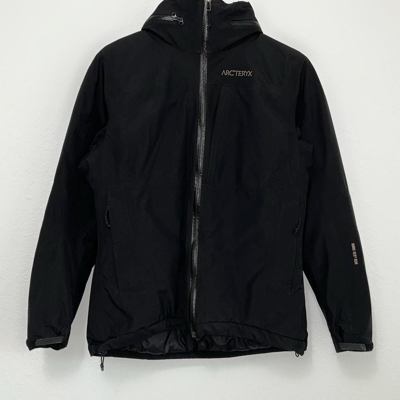 Arc'teryx Men's Black Jacket | Depop