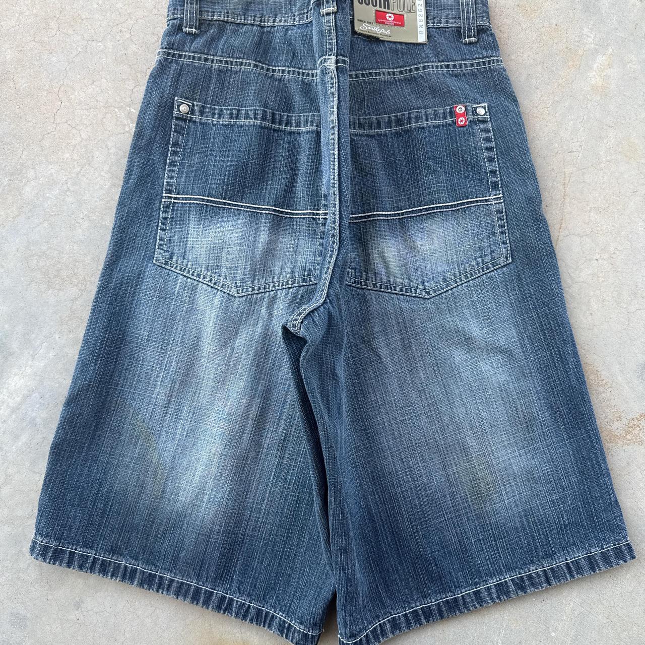 item listed by virgulillavintage