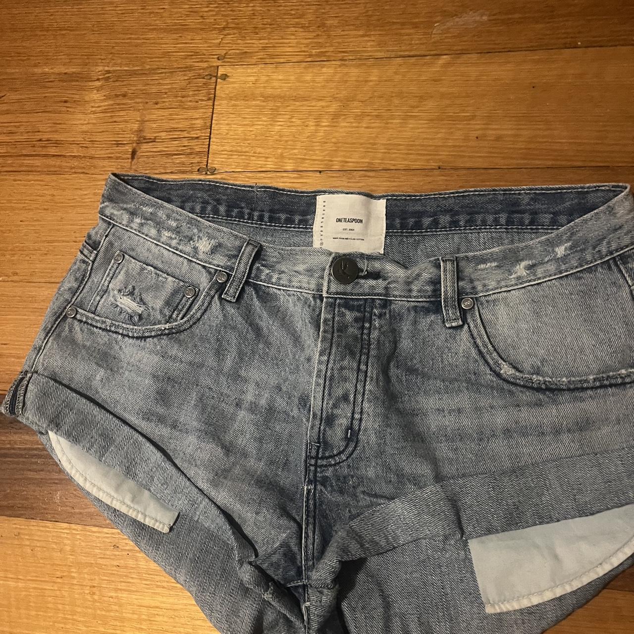 one teaspoon shorts size 32 Depop