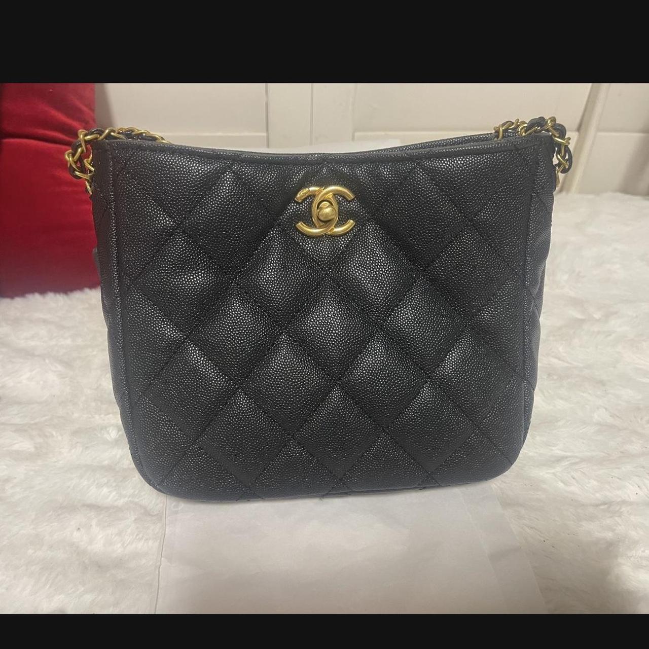 Chanel Makeup Bag Chanel Vip Gift Bag 2018 ?Chanel Beauty VIP Xmas