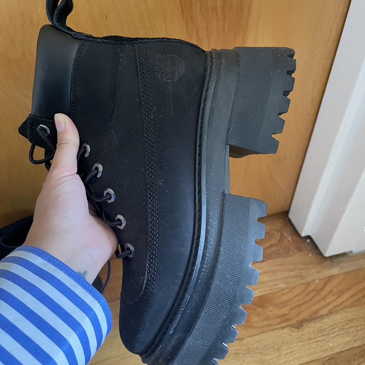 Timberland Women's Black Boots | Depop