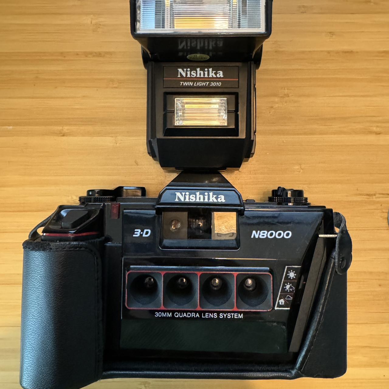 Nishika N8000 ほぼ未使用/ TWIN LIGHT 3010 未使用 Nishika Twin Light 3010 Electronic Flash for N8000 3-D