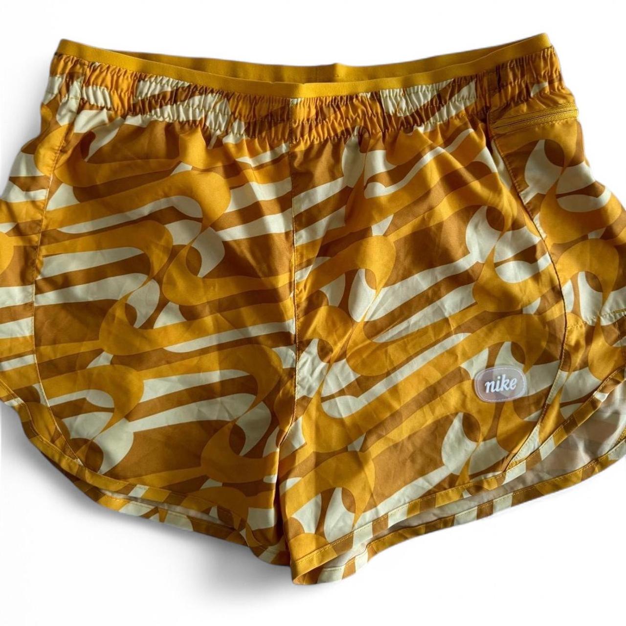 nike icon clash yellow