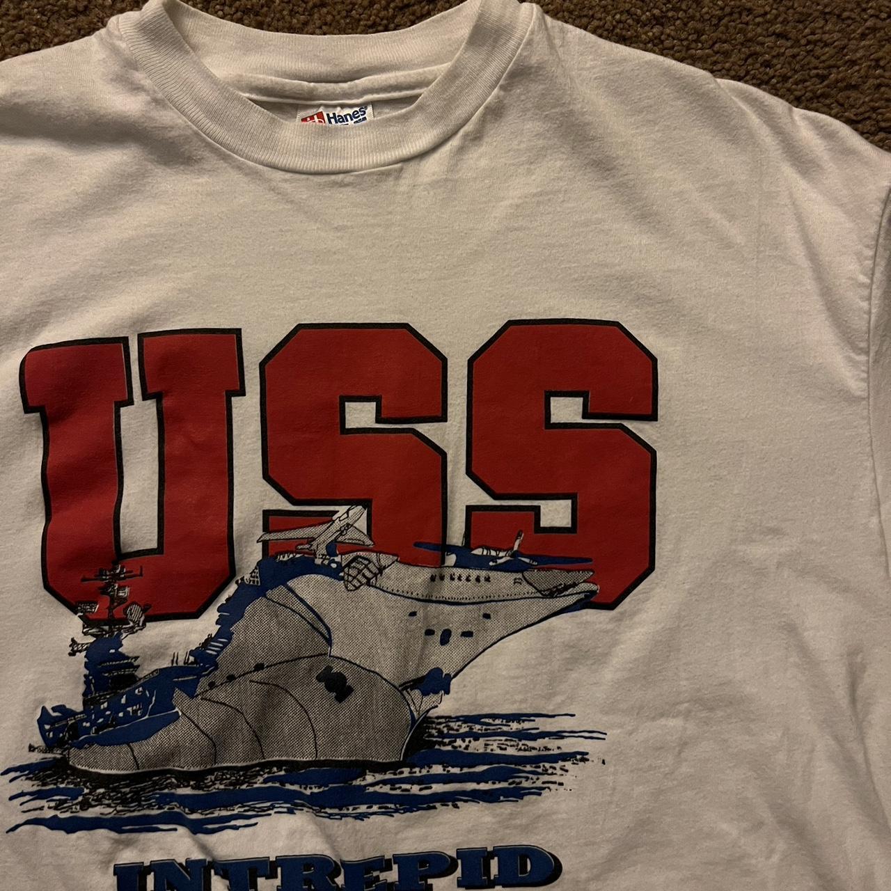 Vintage uss tee Size medium has been cropped - Depop