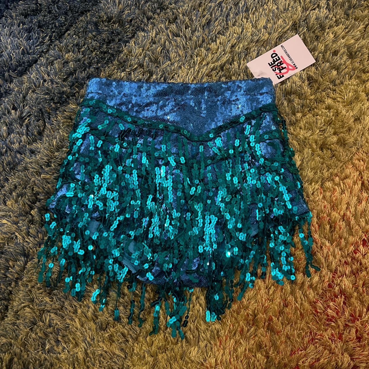 item listed by queenjdoe22