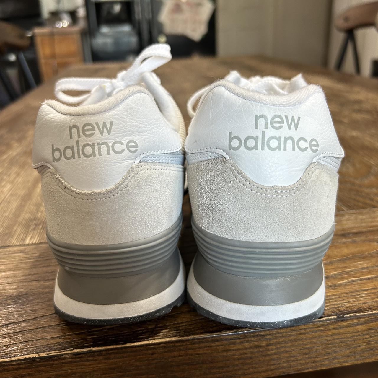 New Balance Men's White and Cream Trainers | Depop