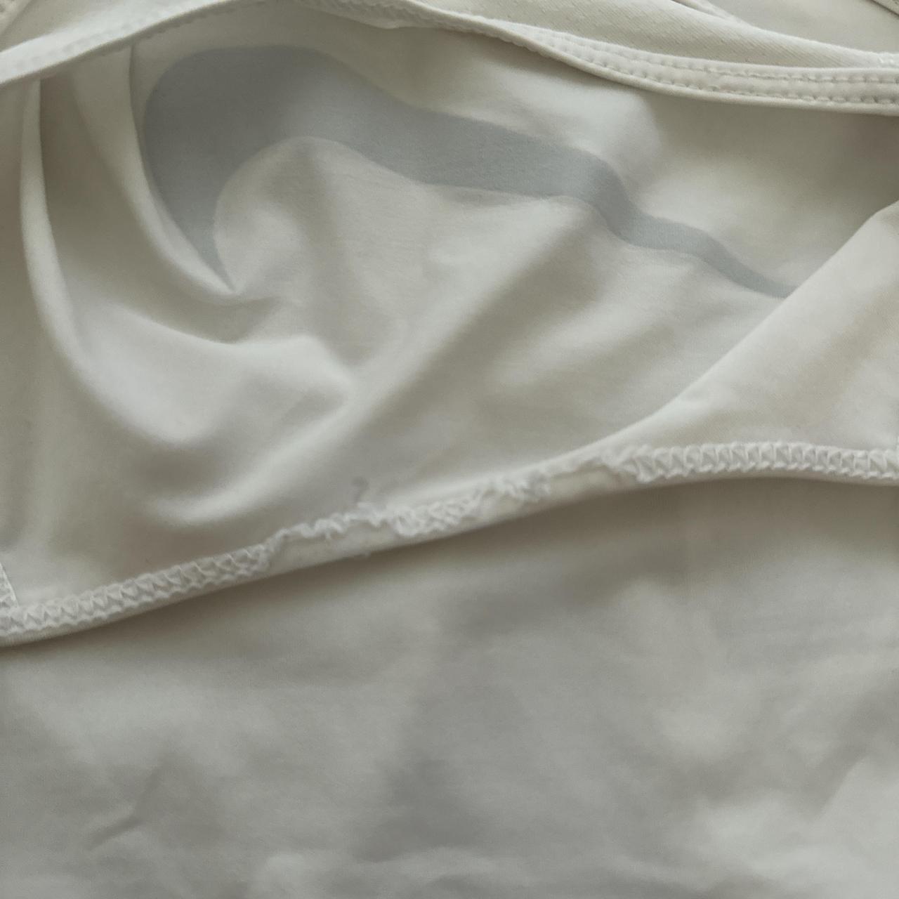 nike pro training victory essential tank in black