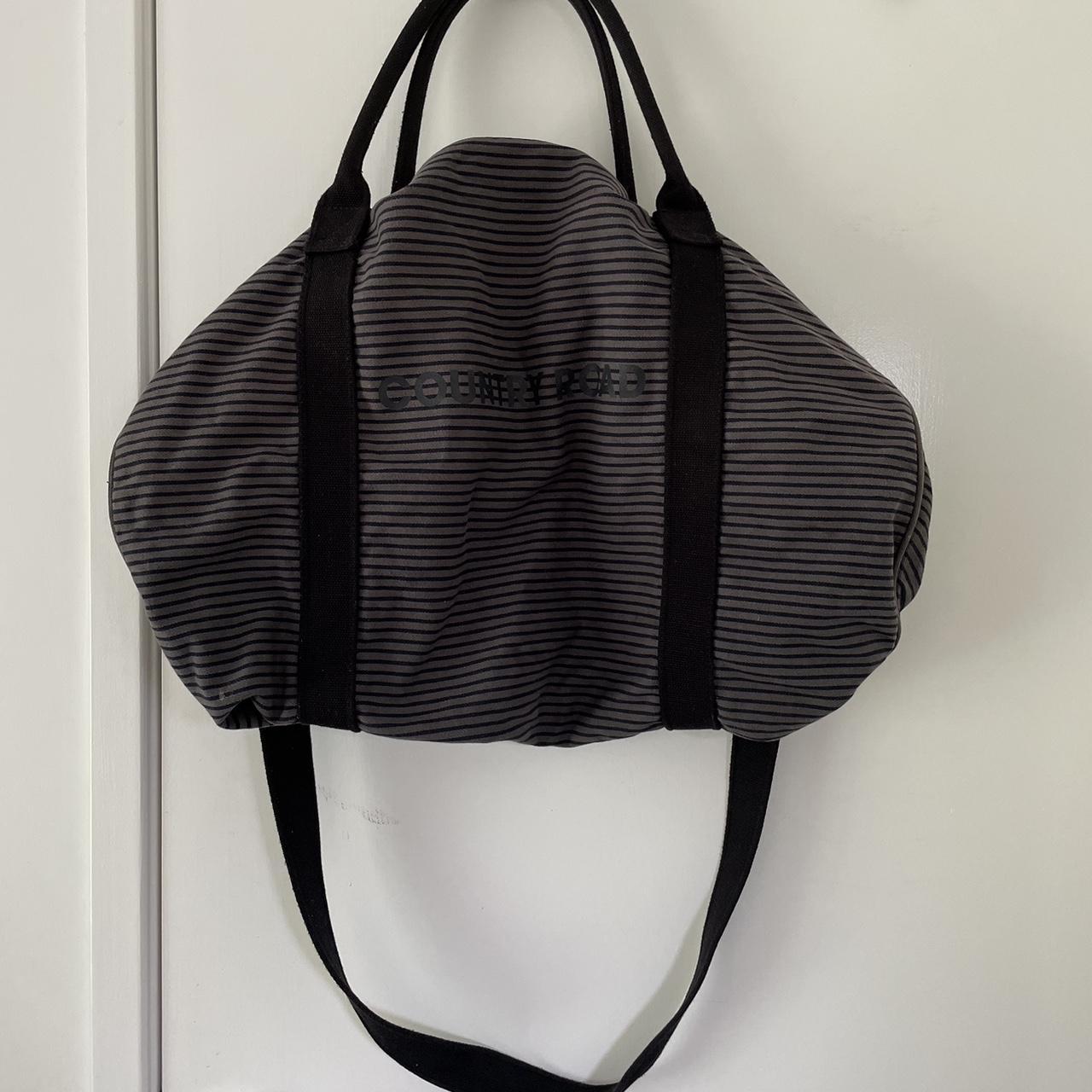 Vintage Country Road Duffle Bag becandbridge... Depop