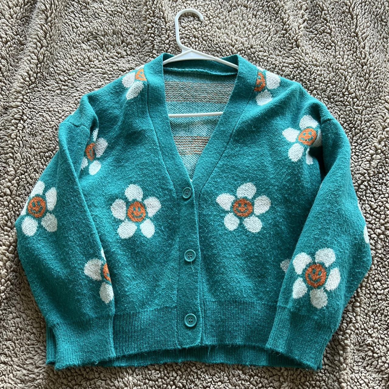 Smiley Face Flower Cardigan ♡ Size adult small ♡... Depop