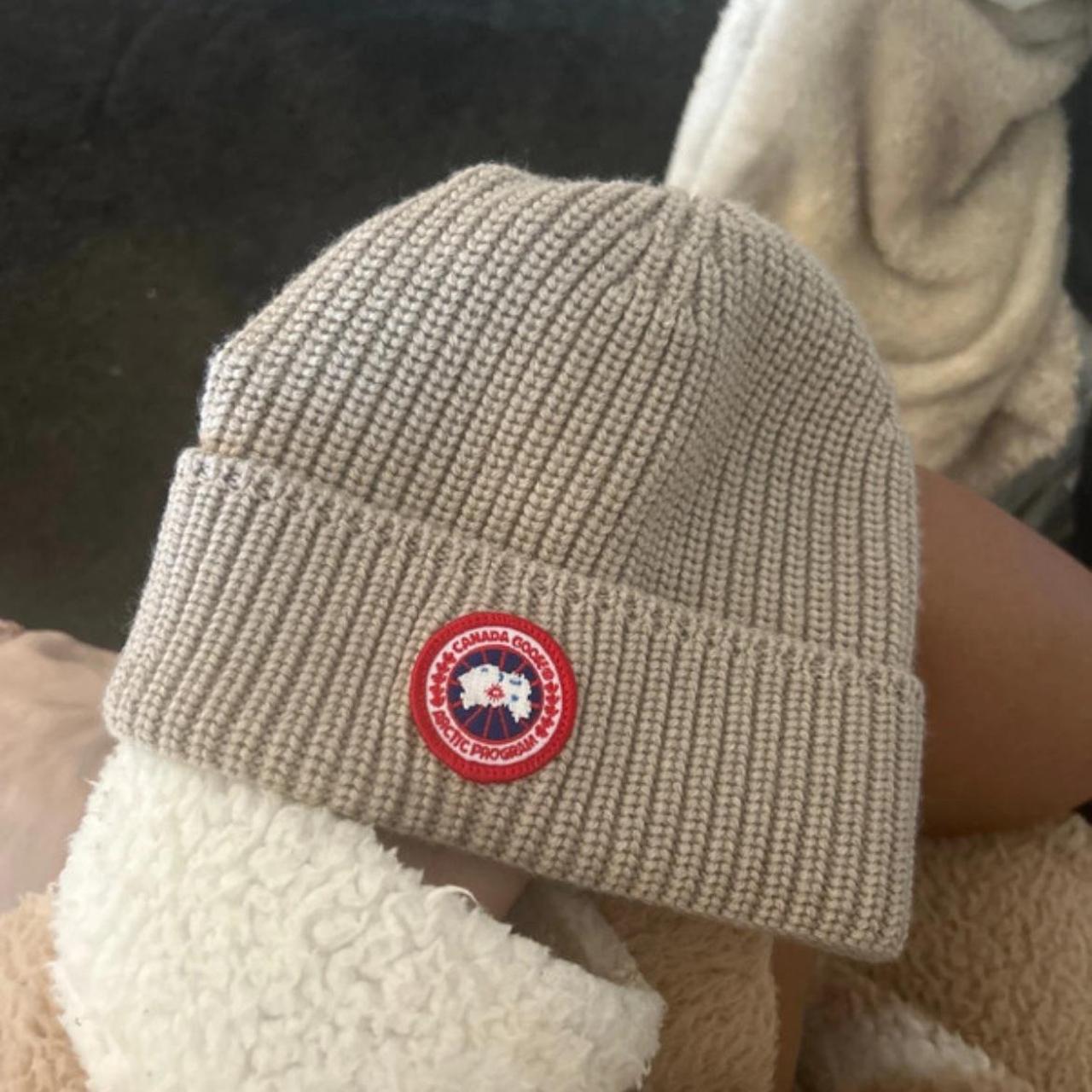 Canada goose beanie, worn once, unisex