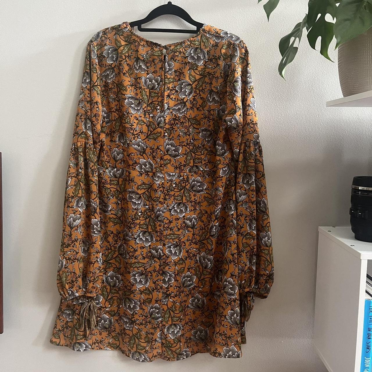 Umgee Orange Floral Flowy Dress Long Sleeves Size... - Depop