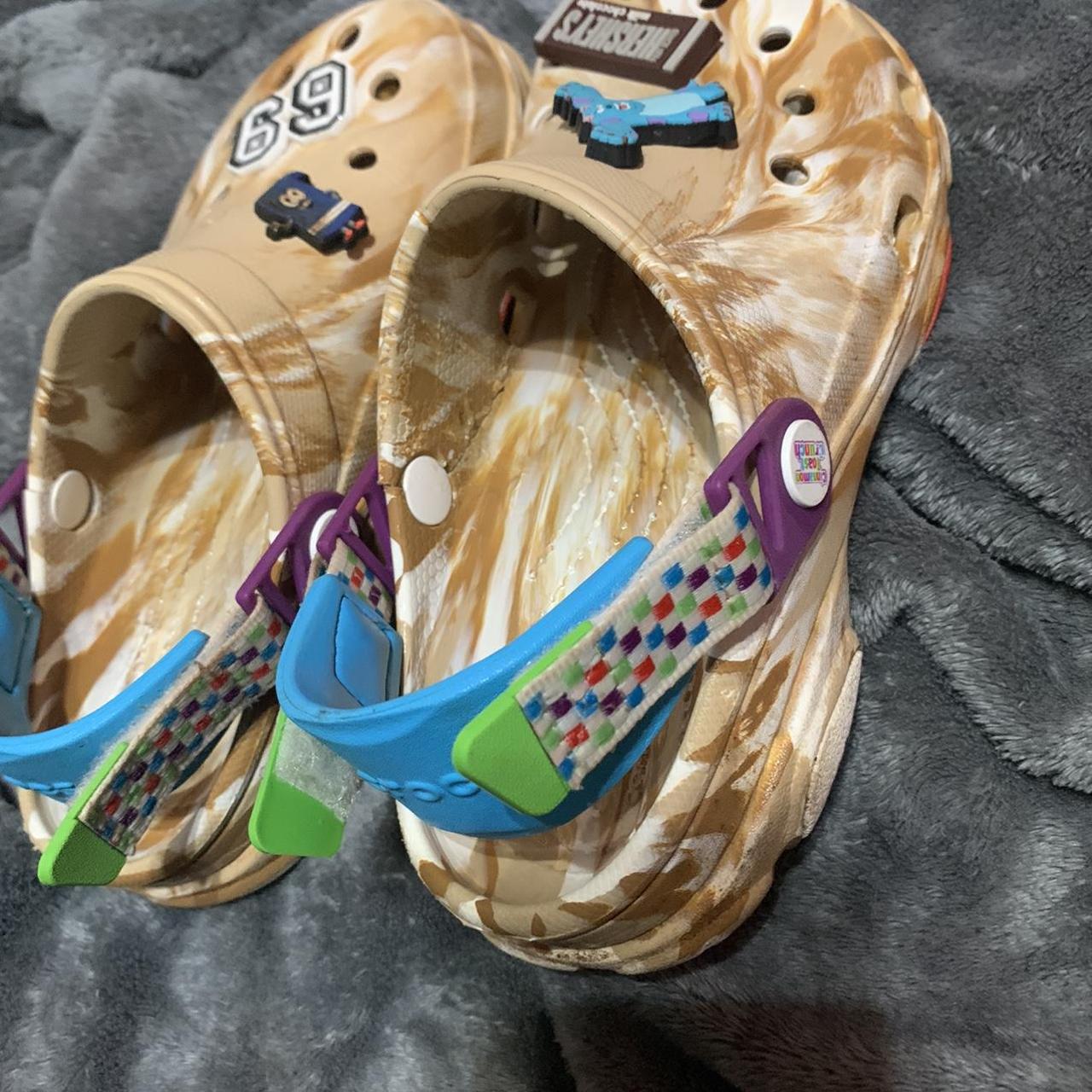 cinnamon toast crunch croc clogs sz 4 mens 6 womens Depop