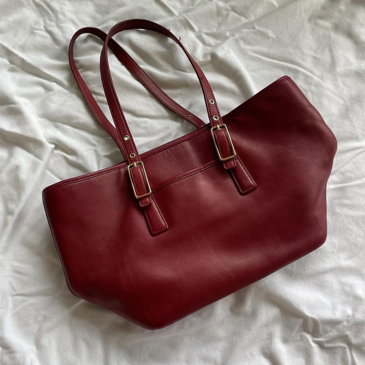 Authentic Coach newest Burgundy Leather Clutch Bag