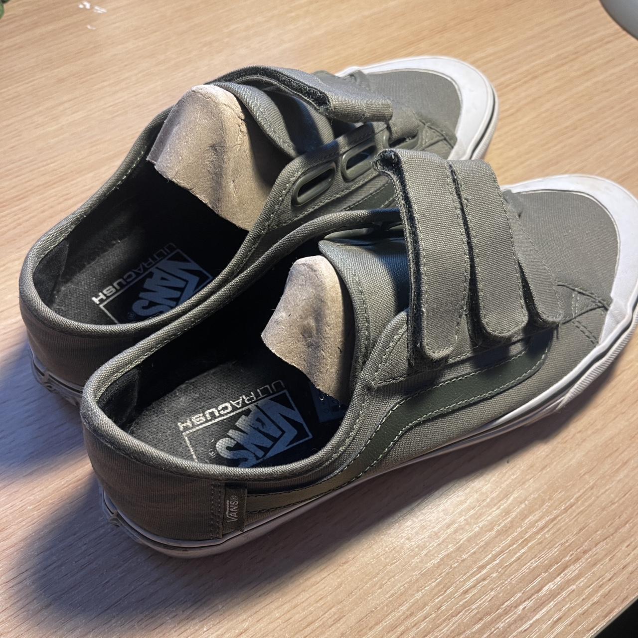 Grey store velcro vans