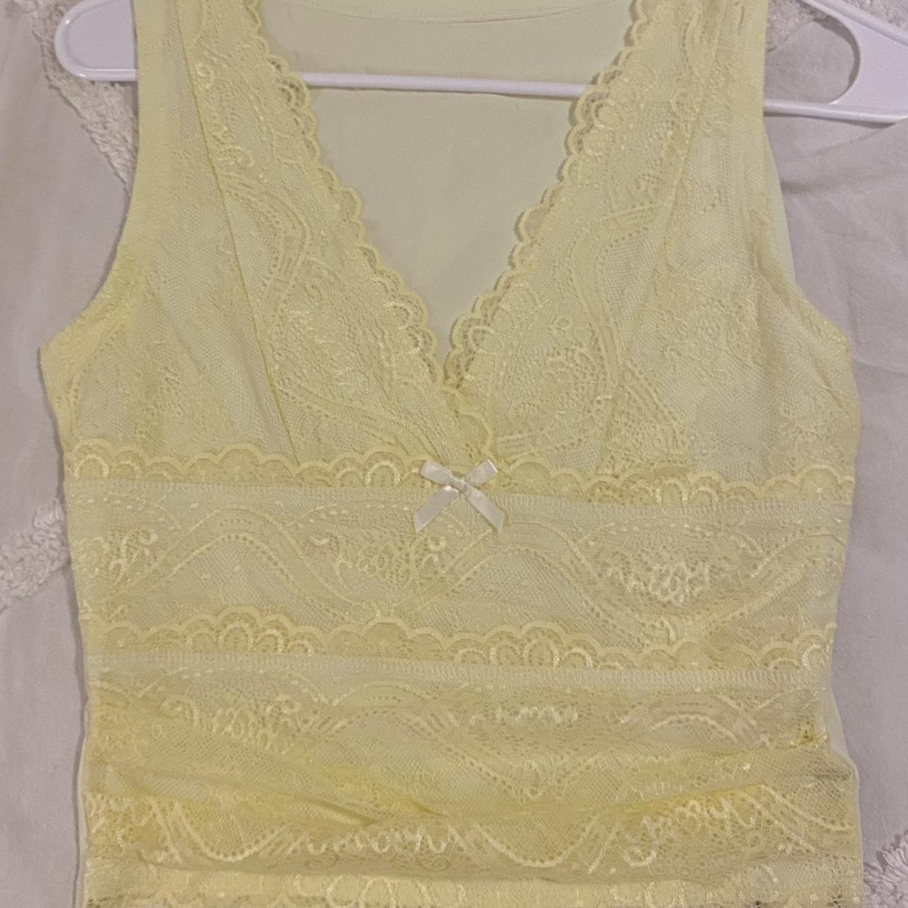 Yellow lace code top size small tags sill on! Depop