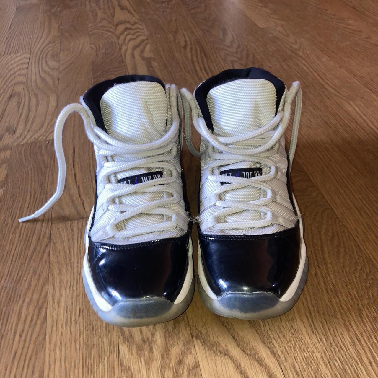 Jordan 11 Retro Concord 2018 Somewhat worn there