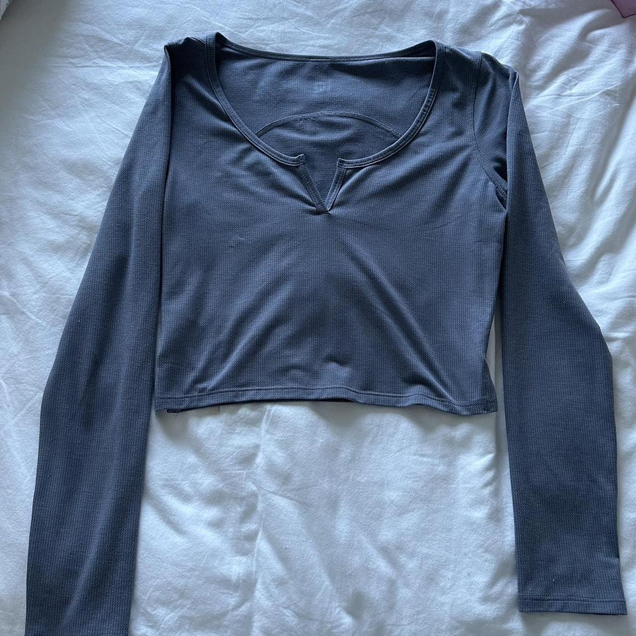 grey lululemon cropped long sleeve workout top so... - Depop