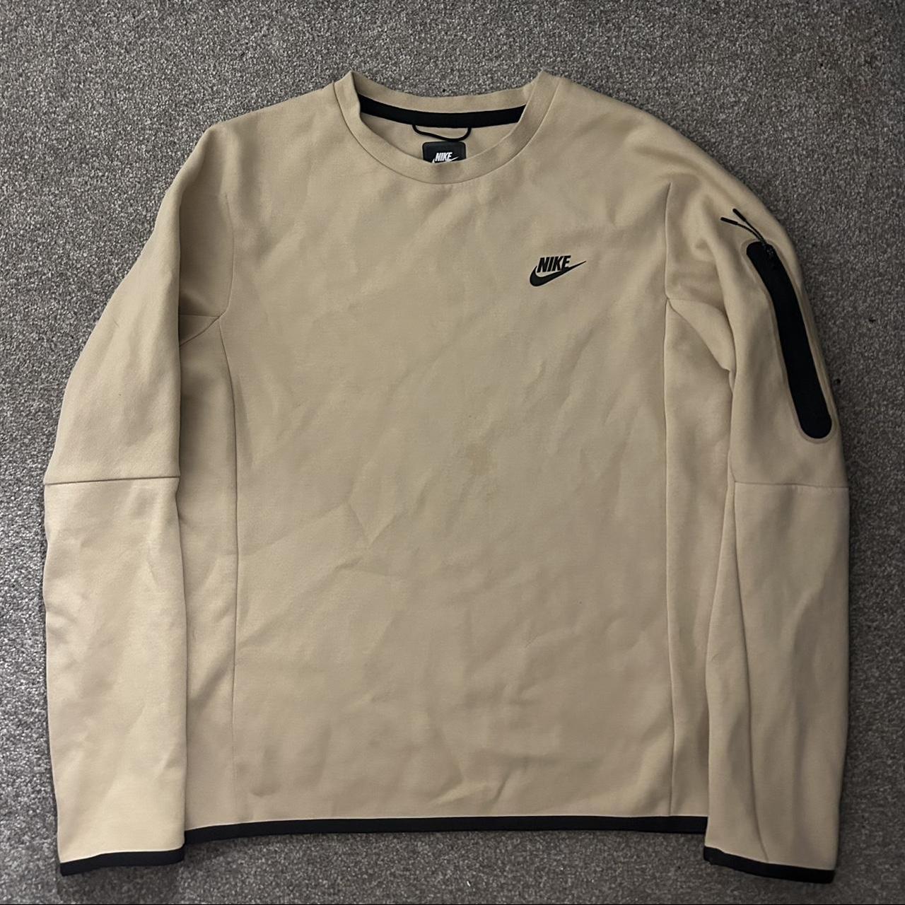 nike tech fleece sweatshirts