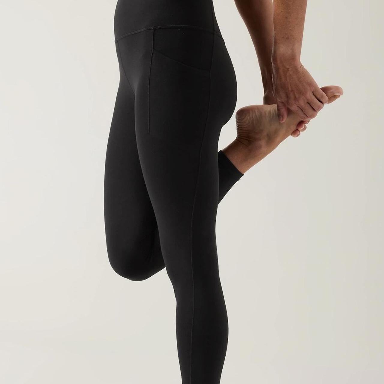 Athleta Women's Black Leggings Depop