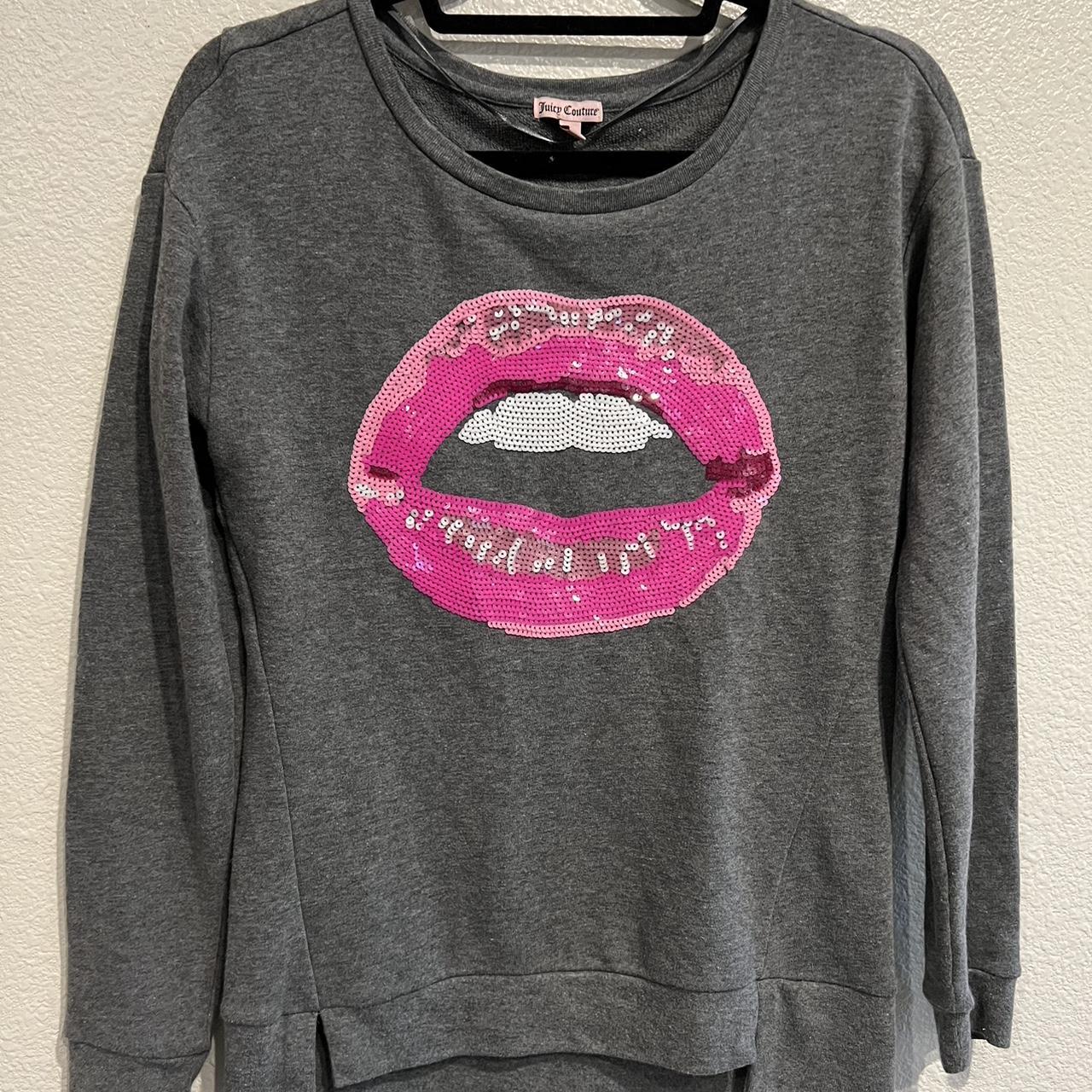 Grey jumper with 2025 pink lips