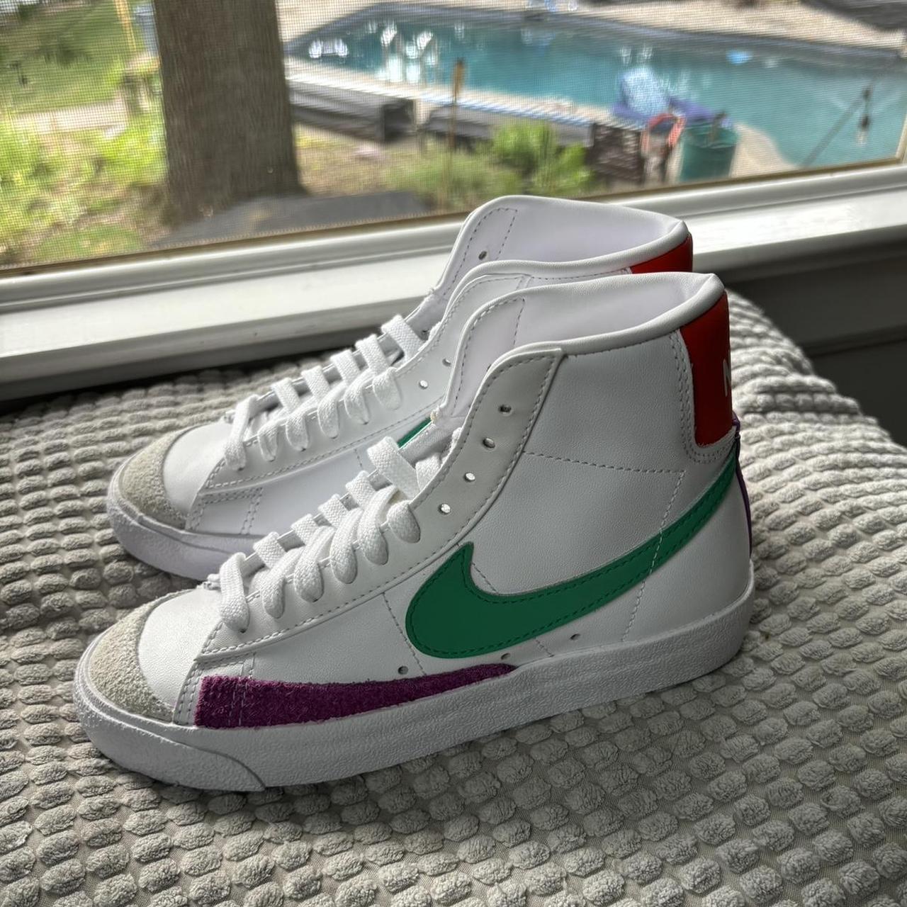 nike blazer vintage lucid green
