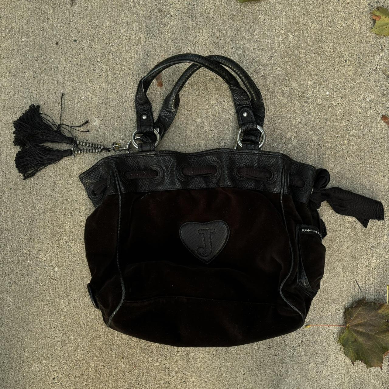 item listed by dotmdetroit