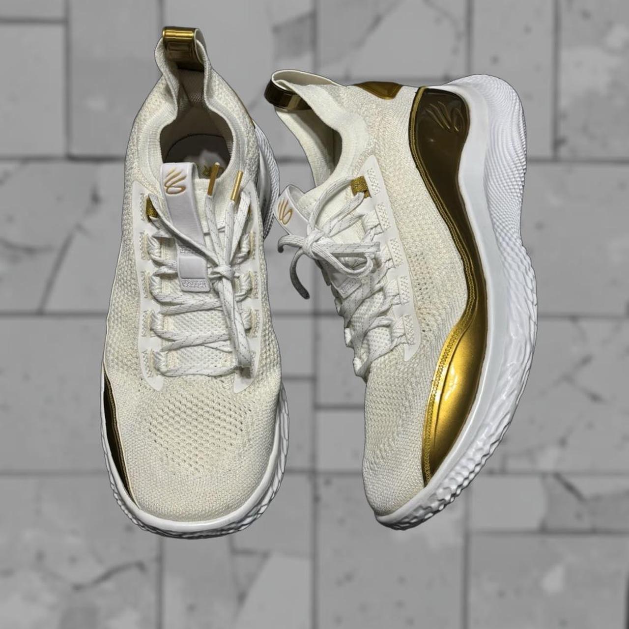 Men's Sneakers Gold/White – The Under Armour Curry Flow sneakers … - Main Image