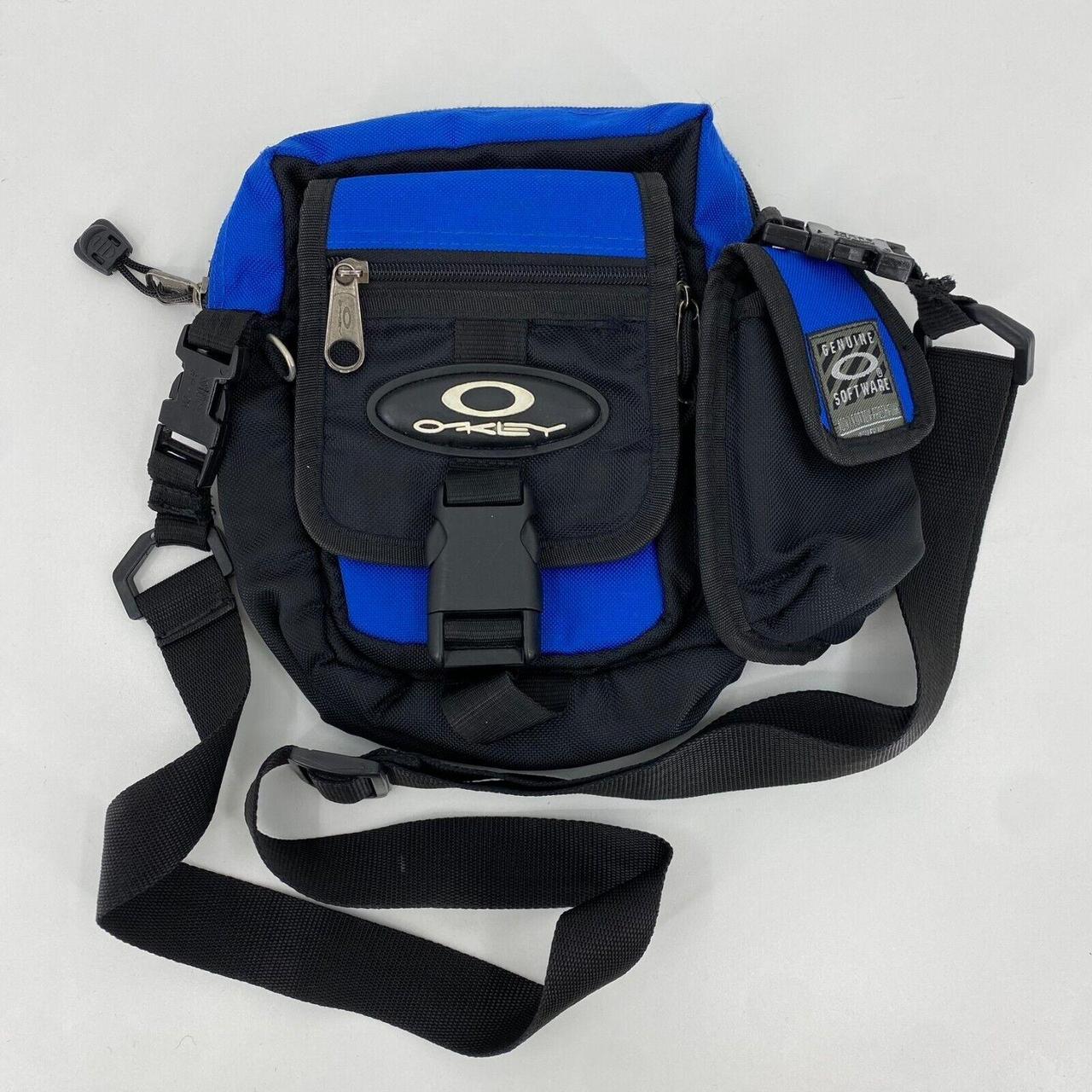 Oakley Software Crossbody Bag Adult Small Size Blue... - Depop