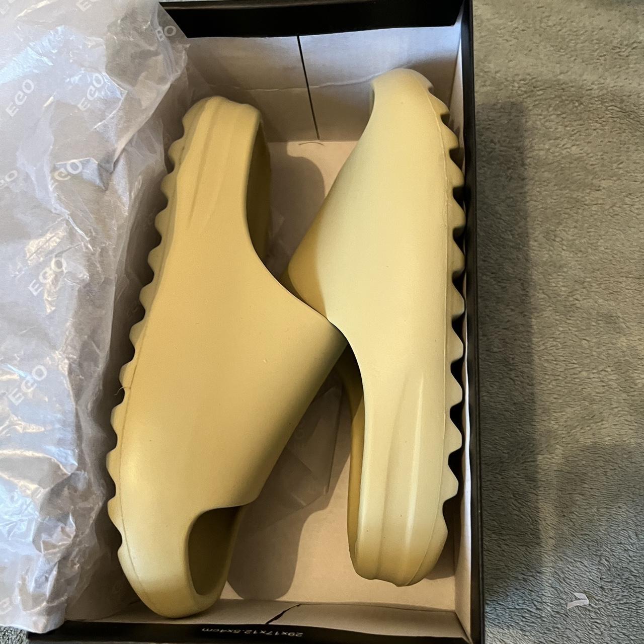 EGO Women's Green Slides Depop