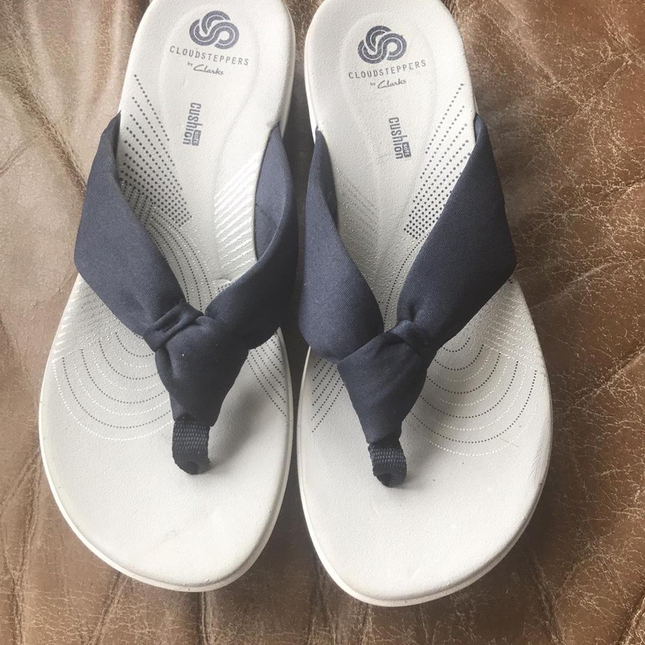 NEOB Clark s Cloudsteppers Cushion Soft Flip Flops 8 Depop